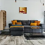 Bnb De Nomeny, Cozy Near Train Station