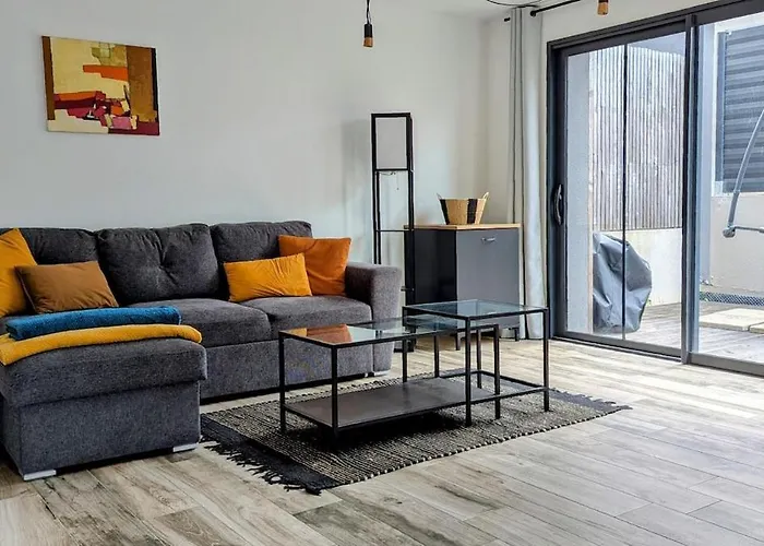 Bnb De Nomeny, Cozy Near Train Station